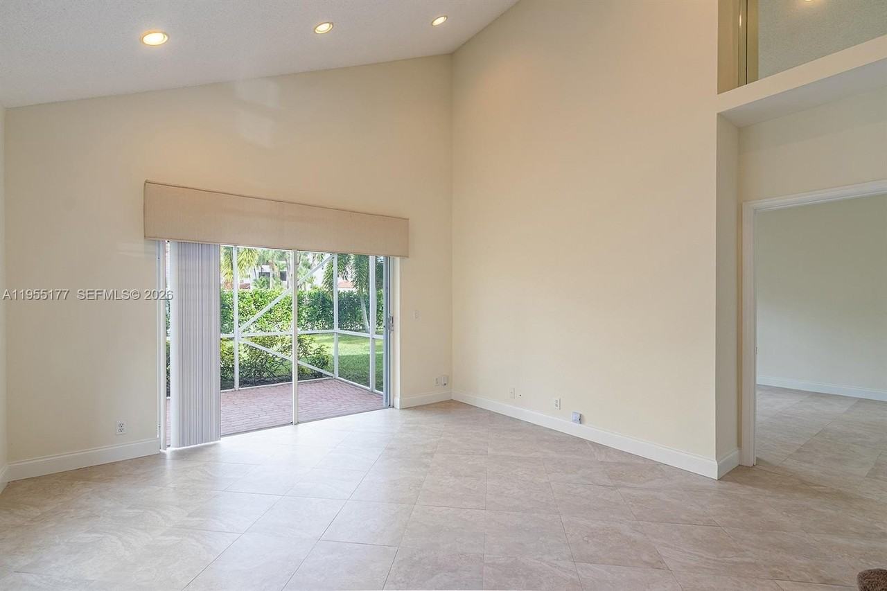 7387 Panache Way - Photo 4 of 50