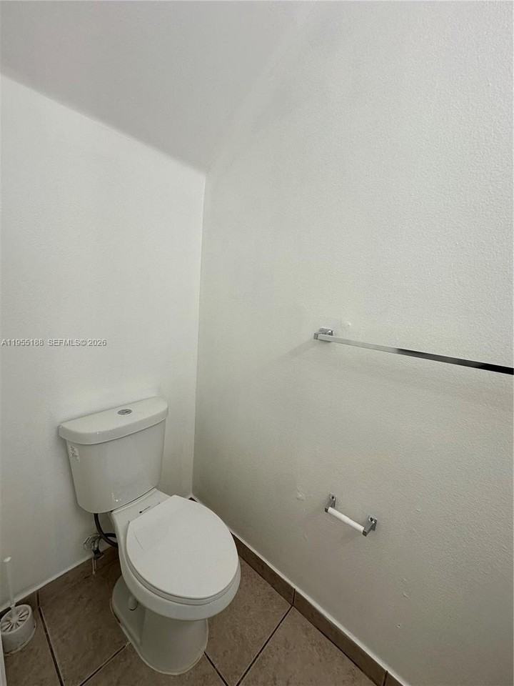 8389 Sw 26th St #101 - Photo 6 of 39