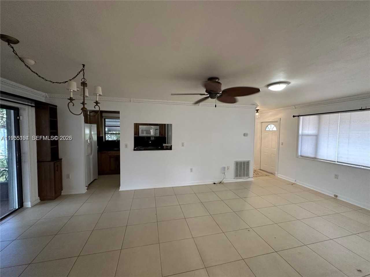 7880 Nw 11th St #0 - Photo 5 of 24