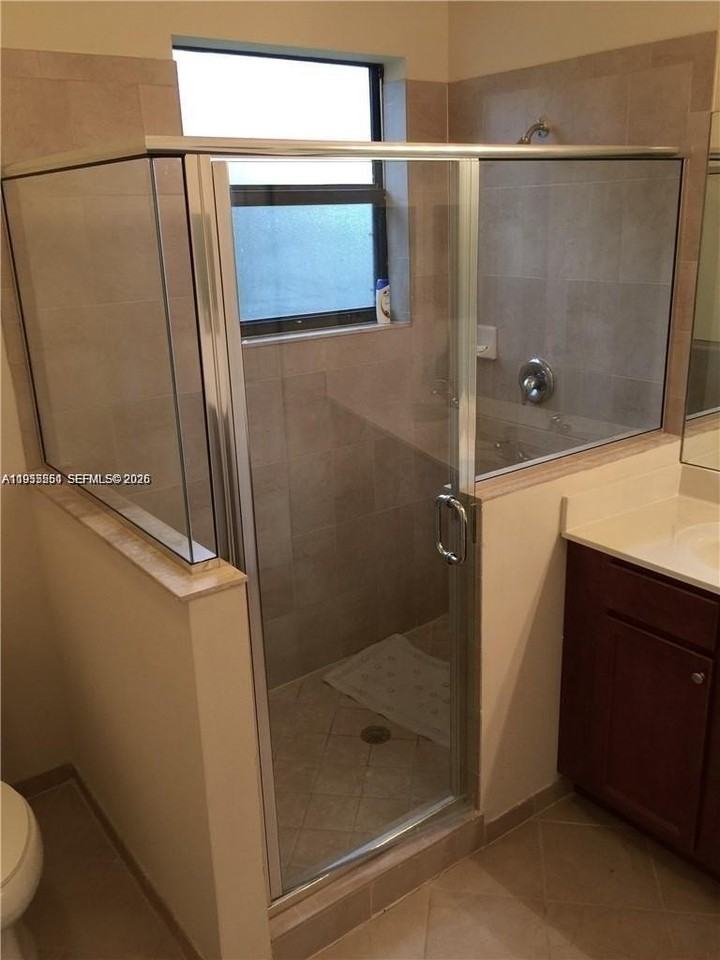 394 Ne 37th Ave #0 - Photo 7 of 21