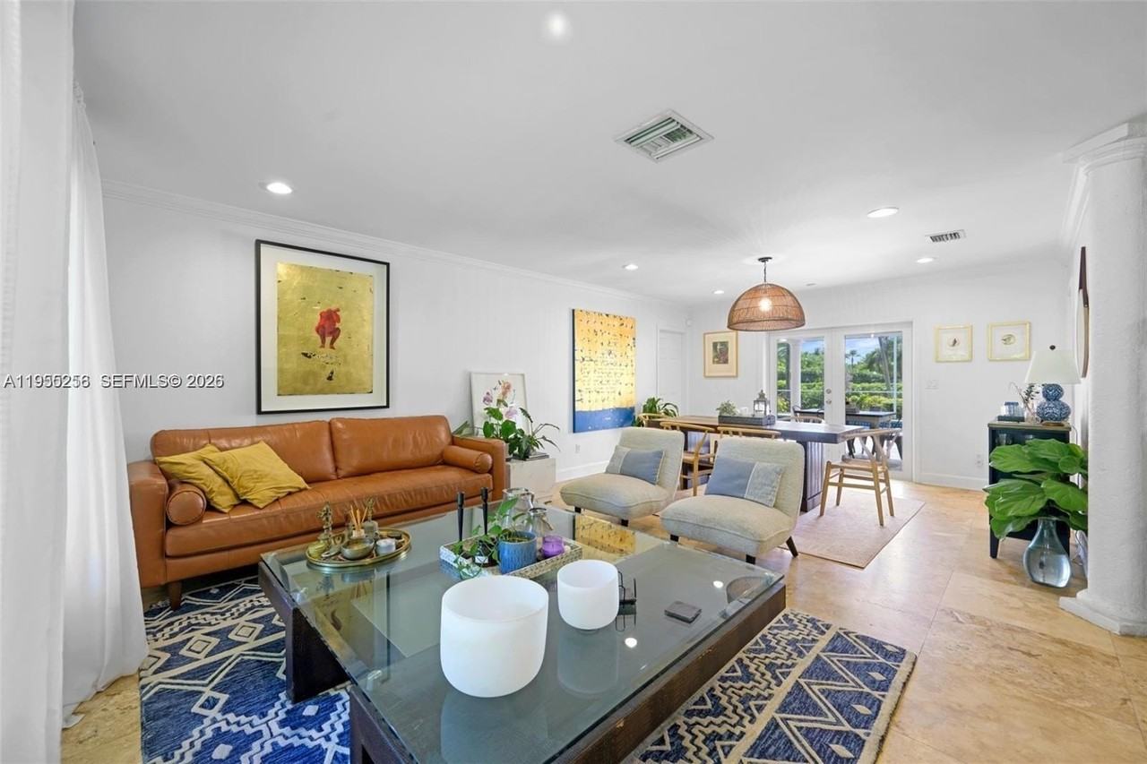 8330 Sw 171st St - Photo 4 of 40