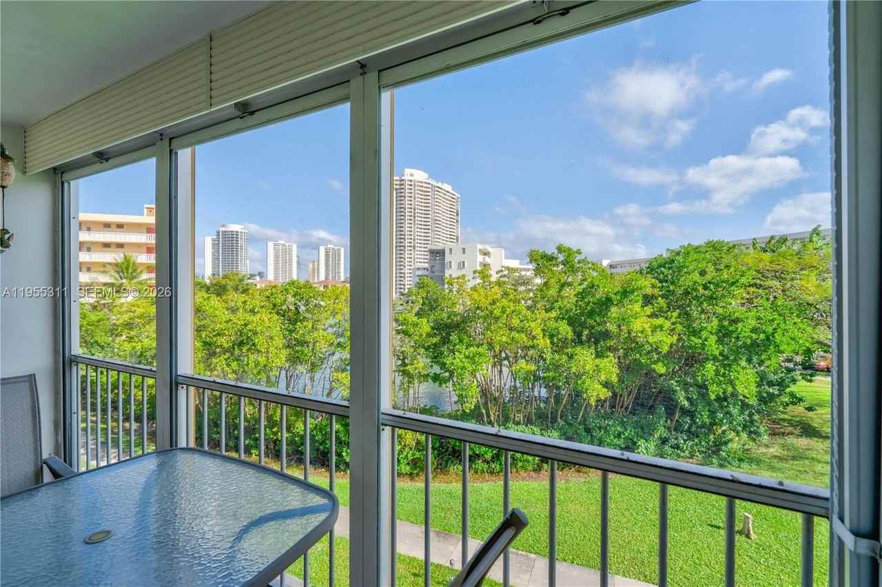 2930 Point East Dr #E312 - Photo 2 of 22