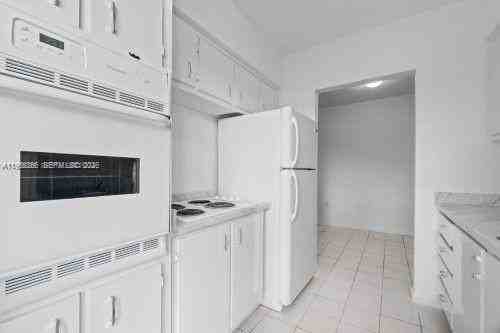 12655 Ne 16th Ave #16 - Photo 4 of 14