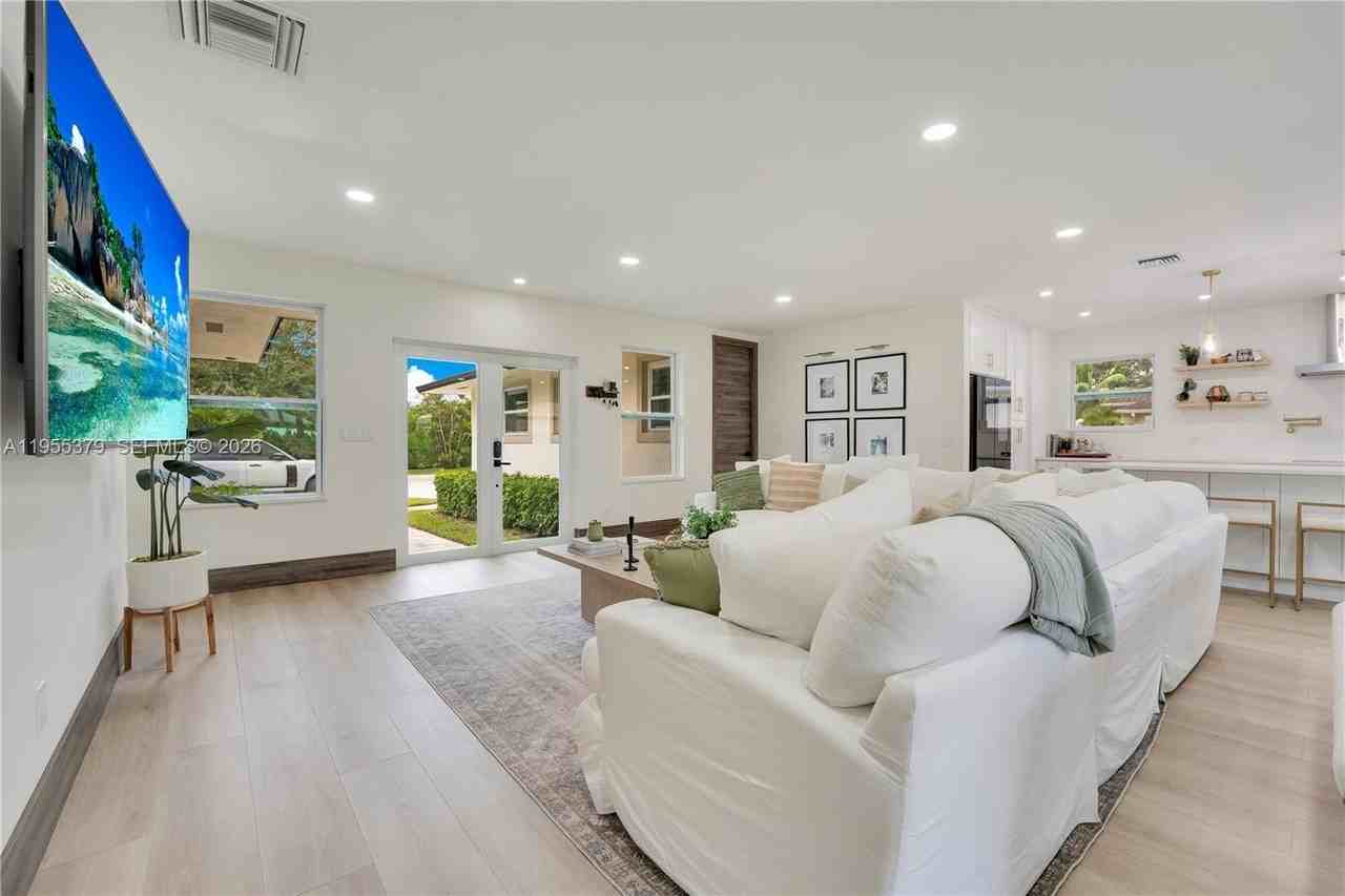 4893 S Kay St - Photo 5 of 24