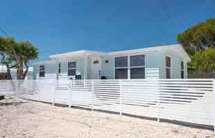 featured image of 212 Buttonwood Ln #212