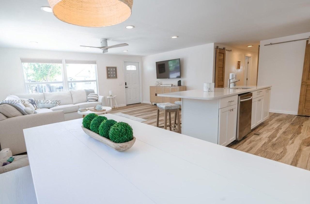 212 Buttonwood Ln #212 - Photo 6 of 28