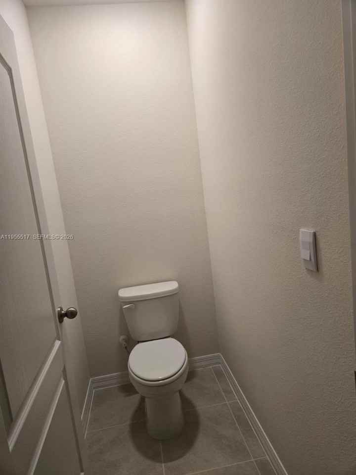 492 Taylor Groves Dr #492 - Photo 5 of 10