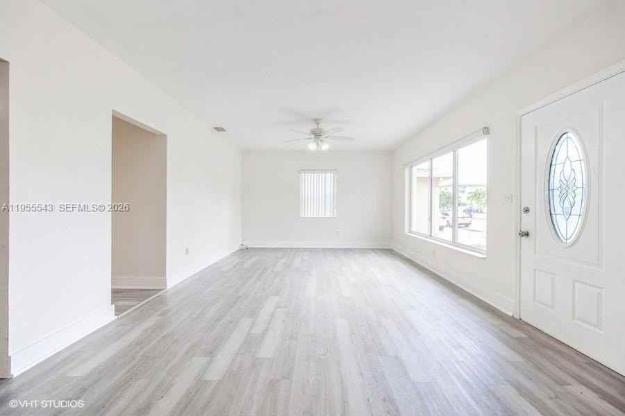 759 81st St - Photo 3 of 34