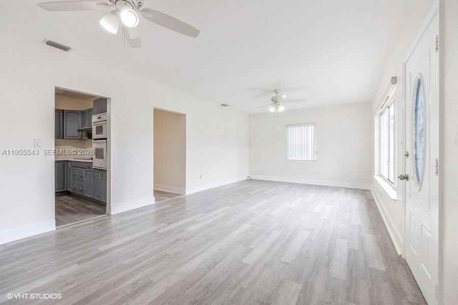 759 81st St - Photo 4 of 34