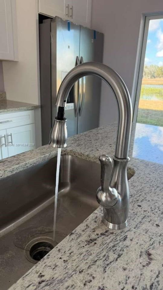 6805 Heavitree Dr - Photo 4 of 50