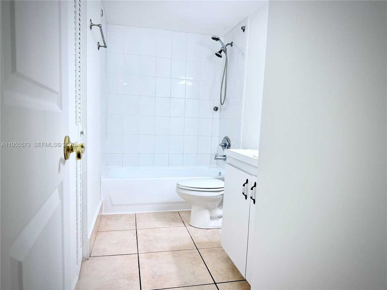 9310 Fontainebleau Blvd #203 - Photo 6 of 26