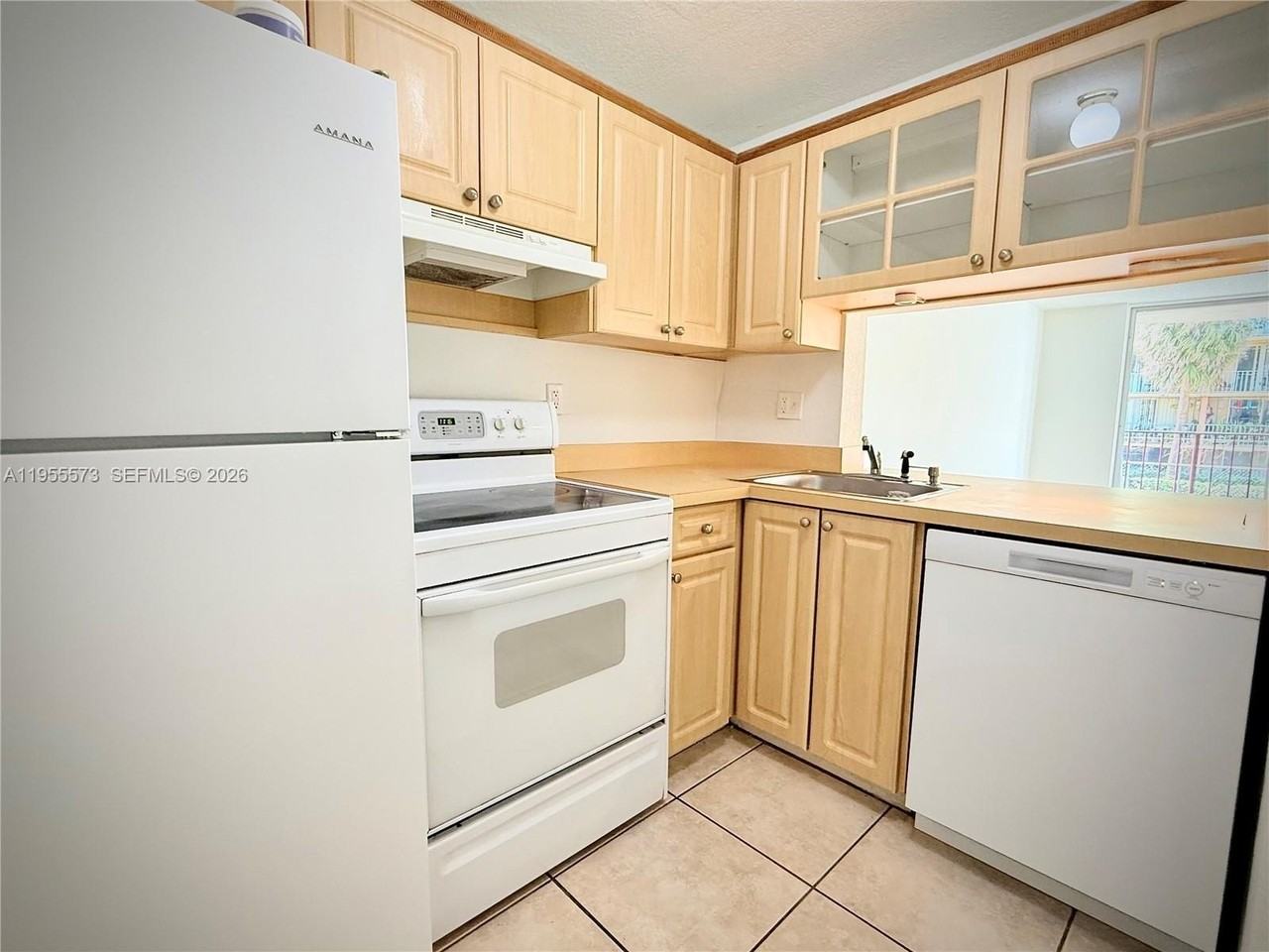 9310 Fontainebleau Blvd #203 - Photo 7 of 26