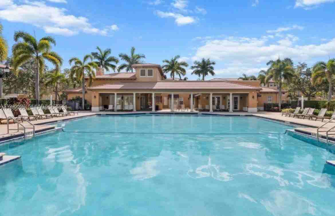 14602 Sw 11th St #14602 - Photo 4 of 4