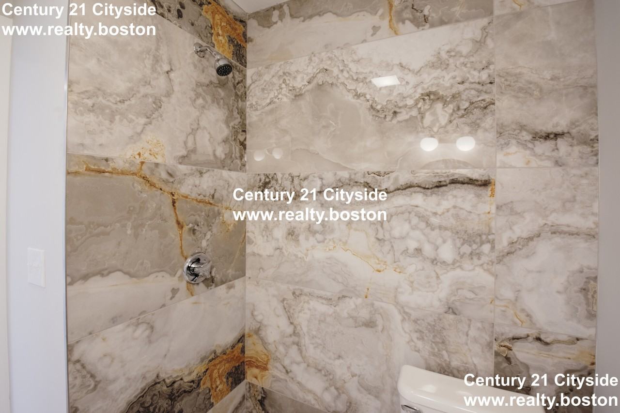 135 Chelsea St #5 - Photo 5 of 6