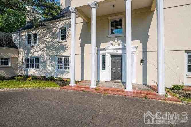 55 Devon Rd #B - Photo 4 of 50