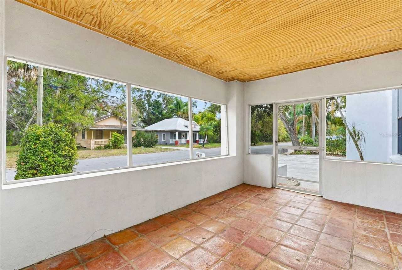 1706 4th Ave E - Photo 6 of 26