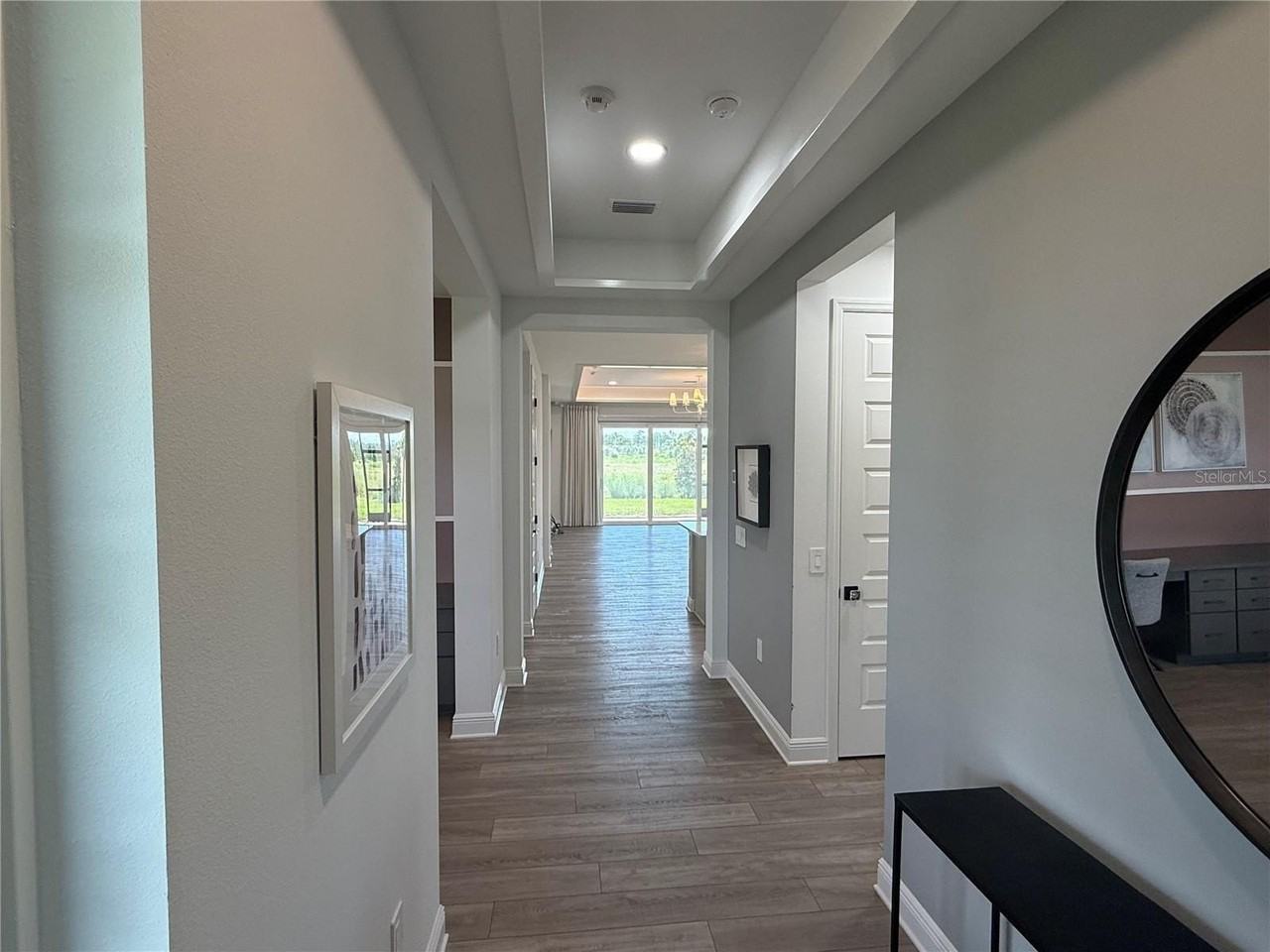 1007 Waterline Ct - Photo 7 of 49