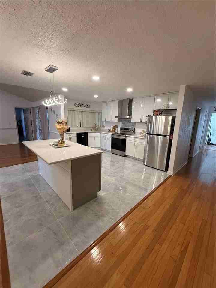 32 Westlawn Pl - Photo 3 of 21
