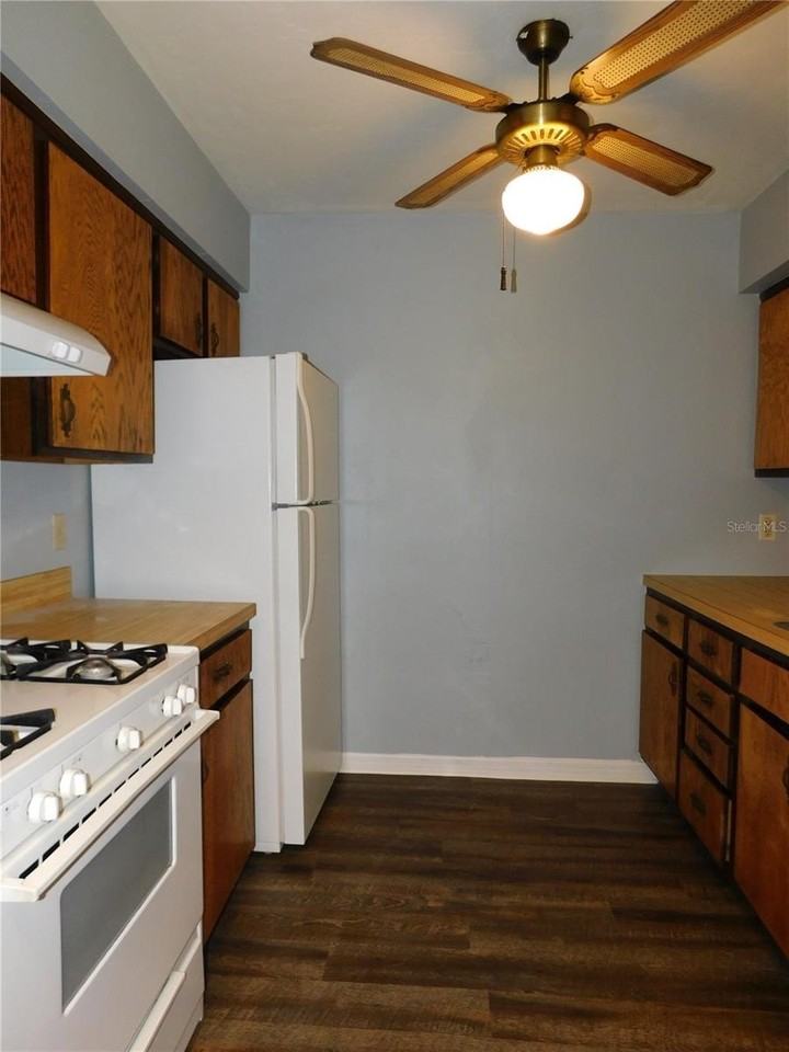 4304 Ne 17th Ter - Photo 4 of 15