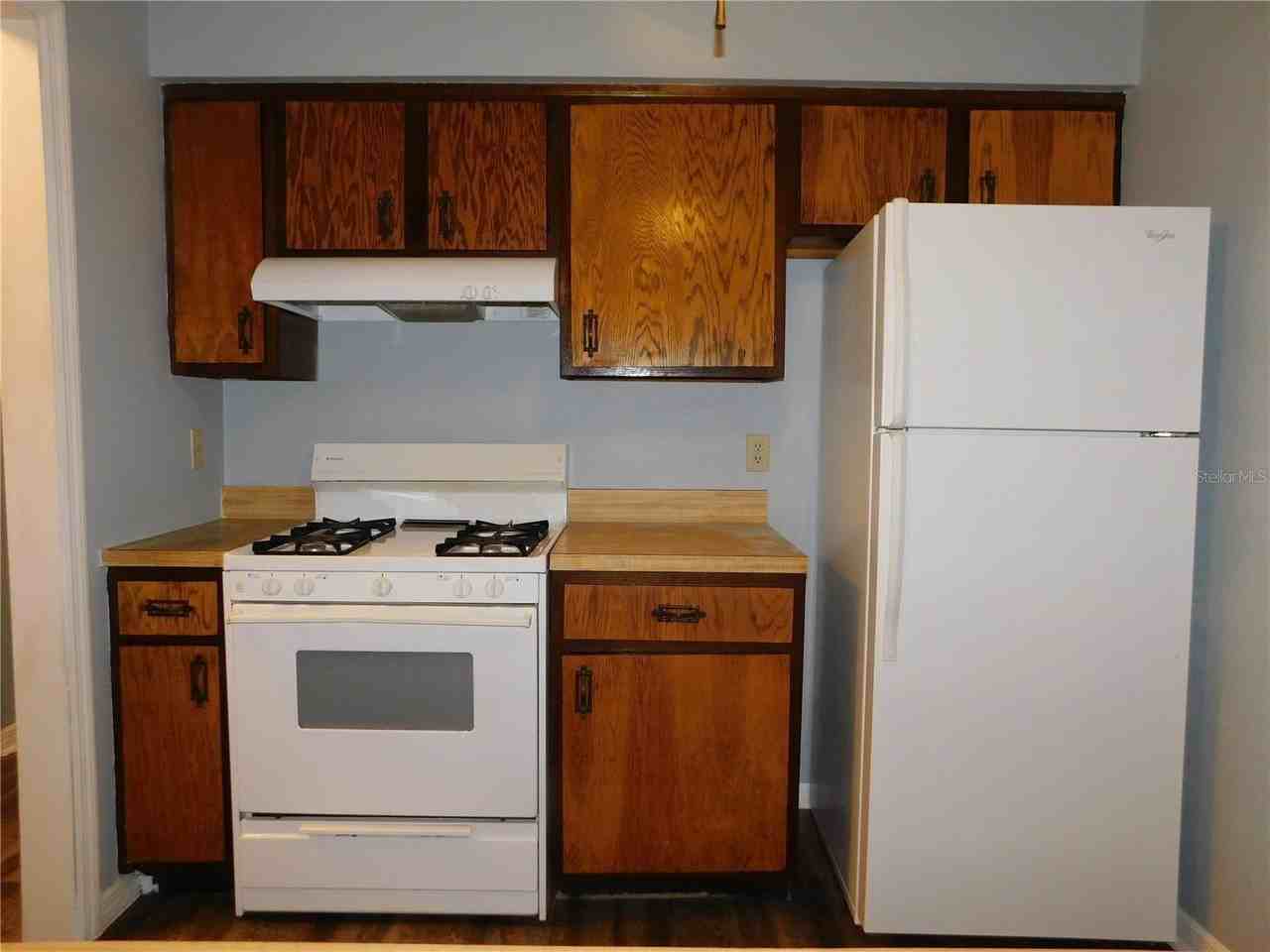 4304 Ne 17th Ter - Photo 5 of 15