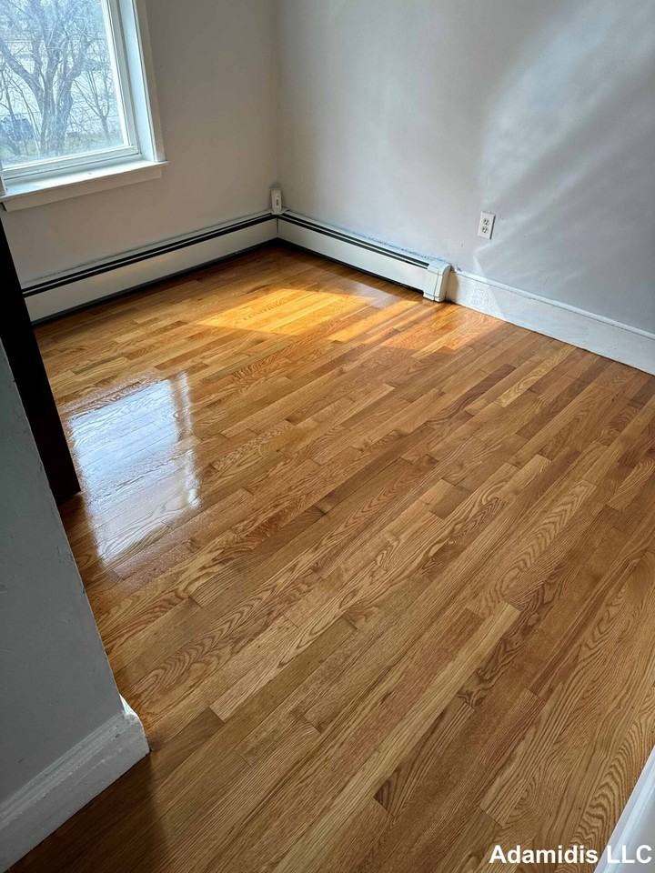 138 Marcella St #2 - Photo 3 of 7