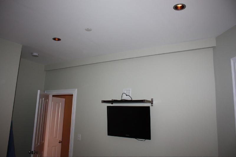 151 Hillside St #1 - Photo 4 of 9