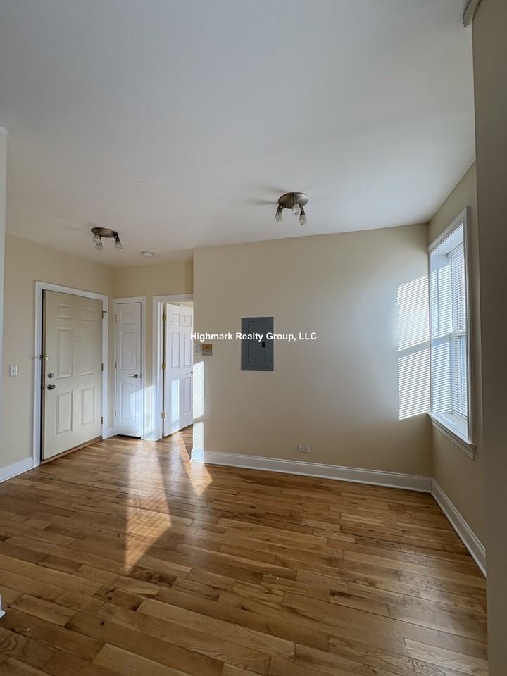 4566 W George St #A1 - Photo 2 of 10