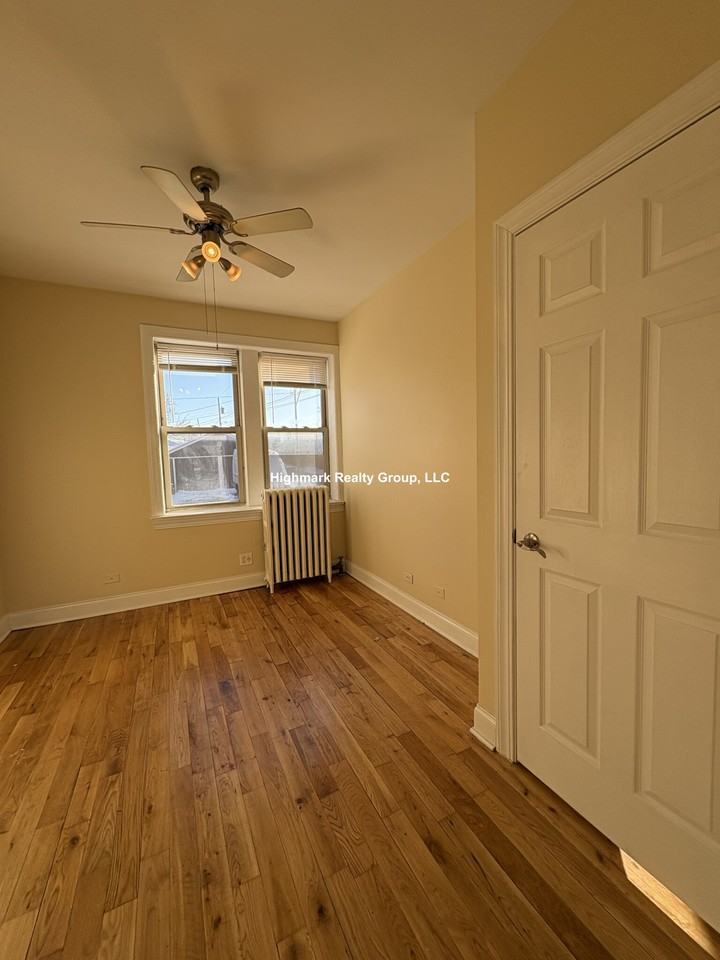 4566 W George St #A1 - Photo 5 of 10