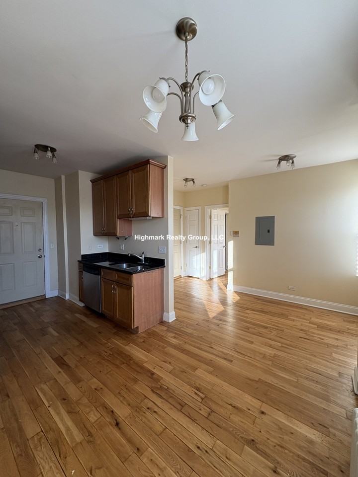 4566 W George St #A1 - Photo 6 of 10