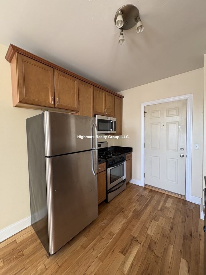 4566 W George St #A1 - Photo 7 of 10