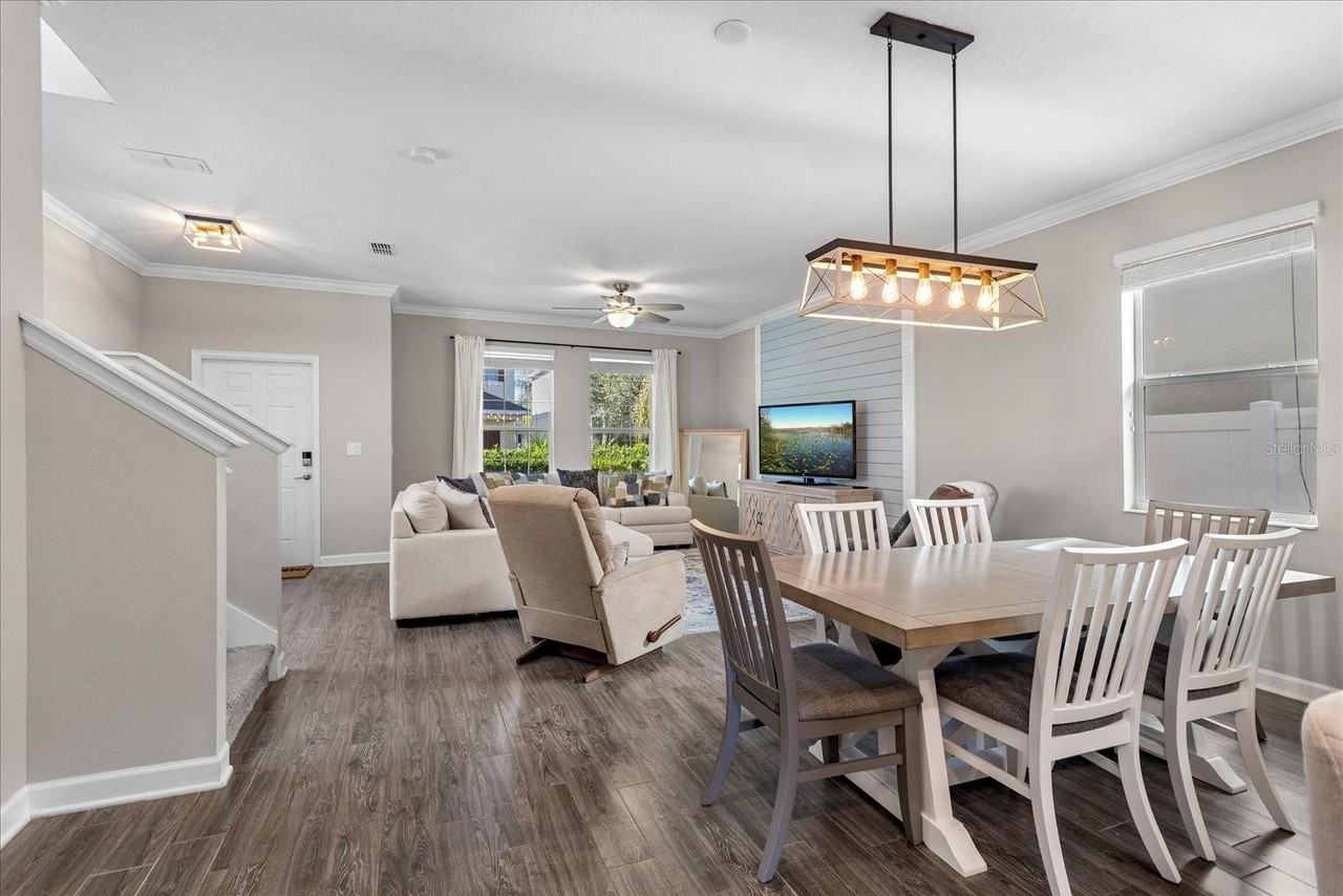 11096 Silver Surfer Aly - Photo 5 of 22