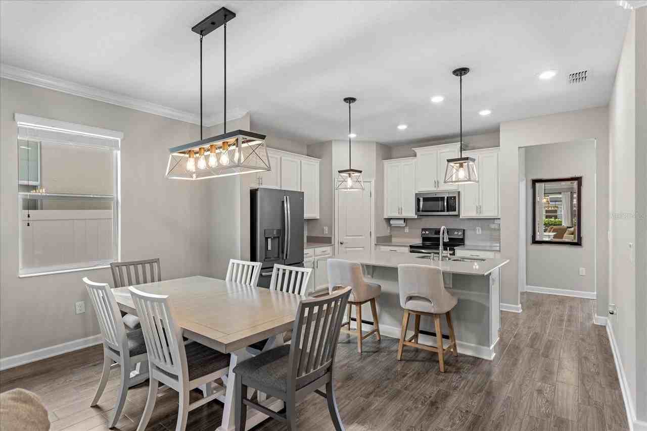 11096 Silver Surfer Aly - Photo 7 of 22