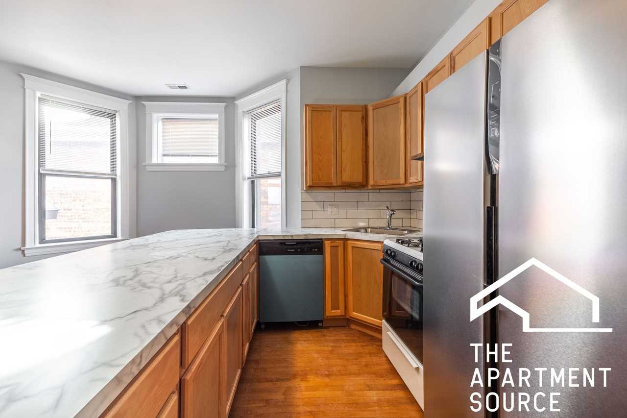 2519 S Millard Ave #1 - Photo 3 of 20