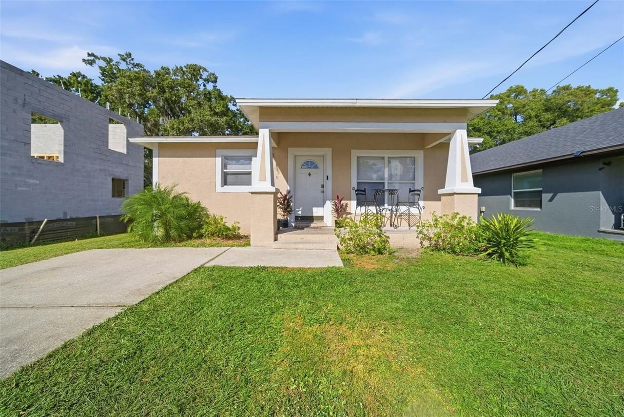 1306 E Church St - Photo 4 of 42