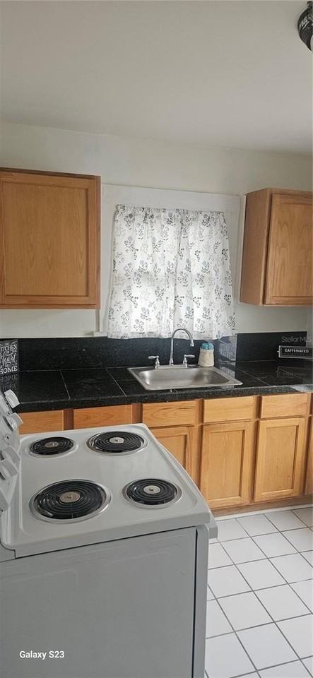 316 11th Ave Ne - Photo 5 of 8