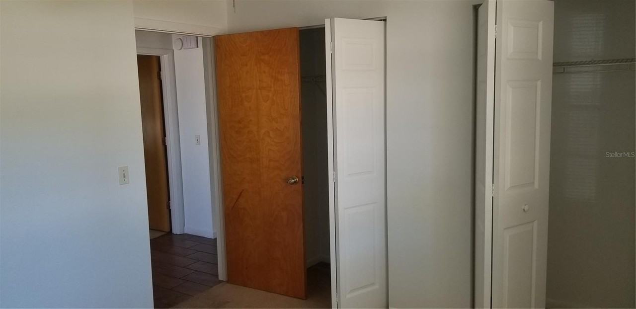 594 Heather Ln - Photo 6 of 10