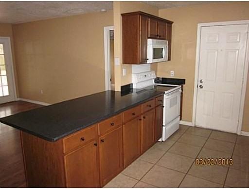 8517 Mermaid Ave - Photo 5 of 21