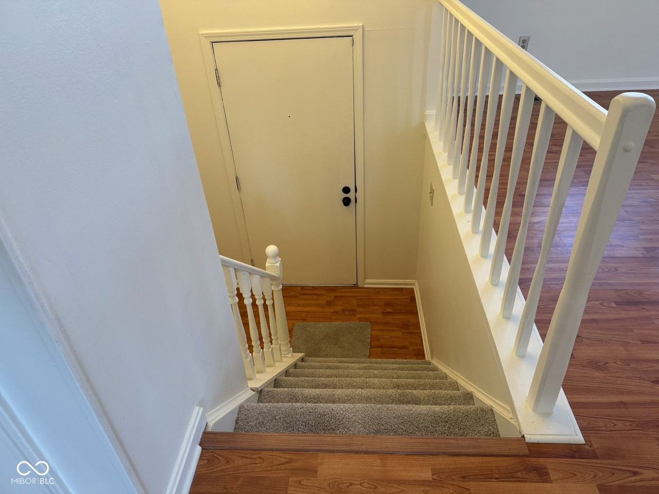 7607 Home Dr - Photo 5 of 34