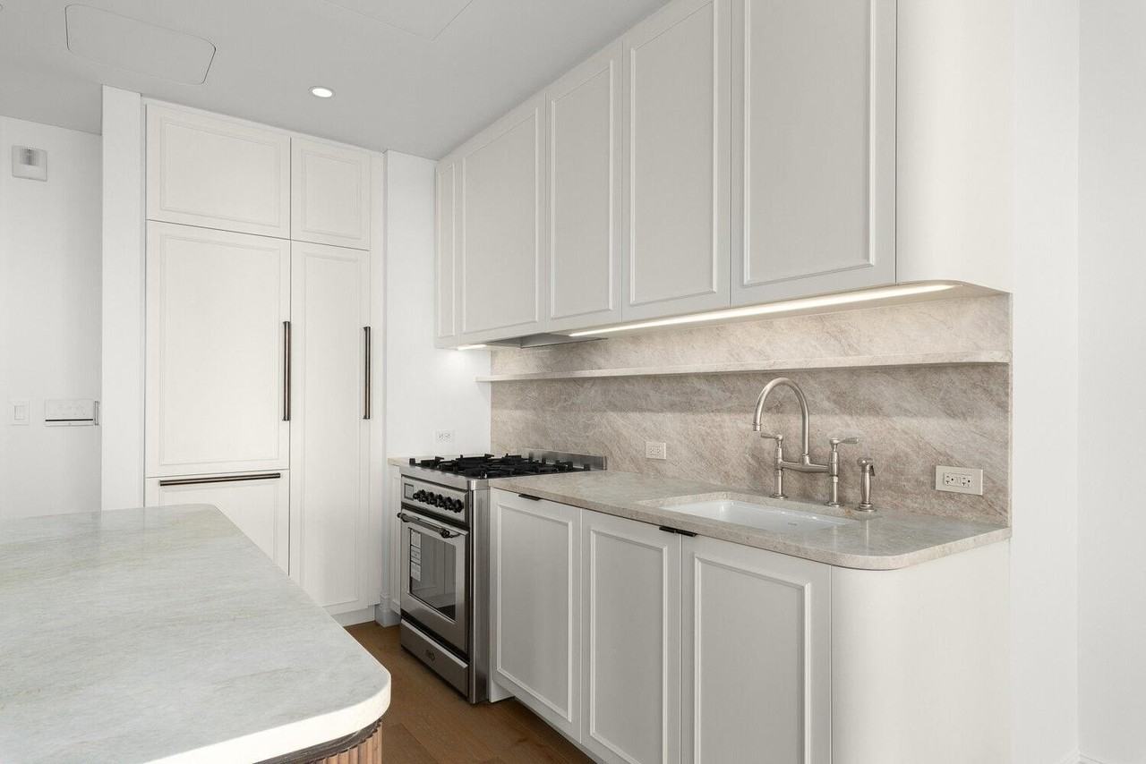 520 5th Ave Unit 49d #49D - Photo 2 of 10