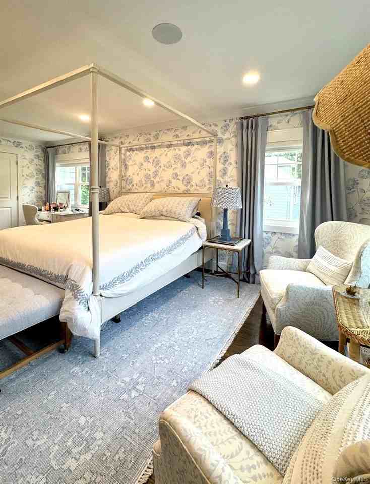 42 Franklin Ave - Photo 7 of 12