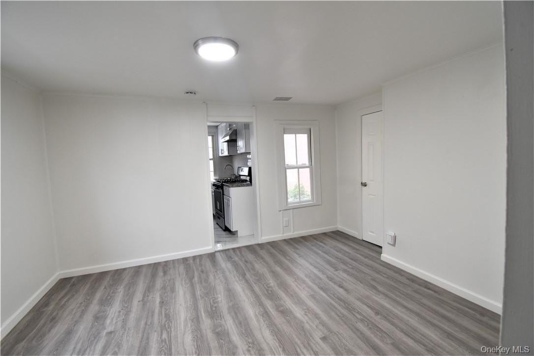 23 Wawayanda Ave - Photo 7 of 22