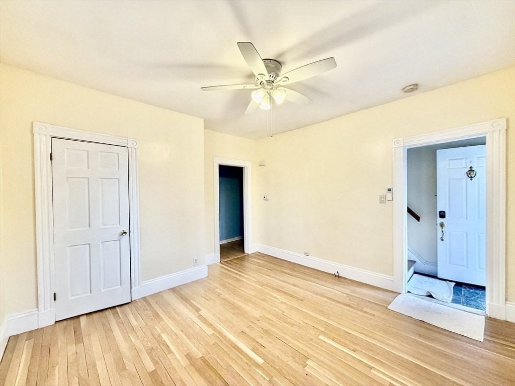 12 Hall Pl Unit 1 #1 - Photo 4 of 38