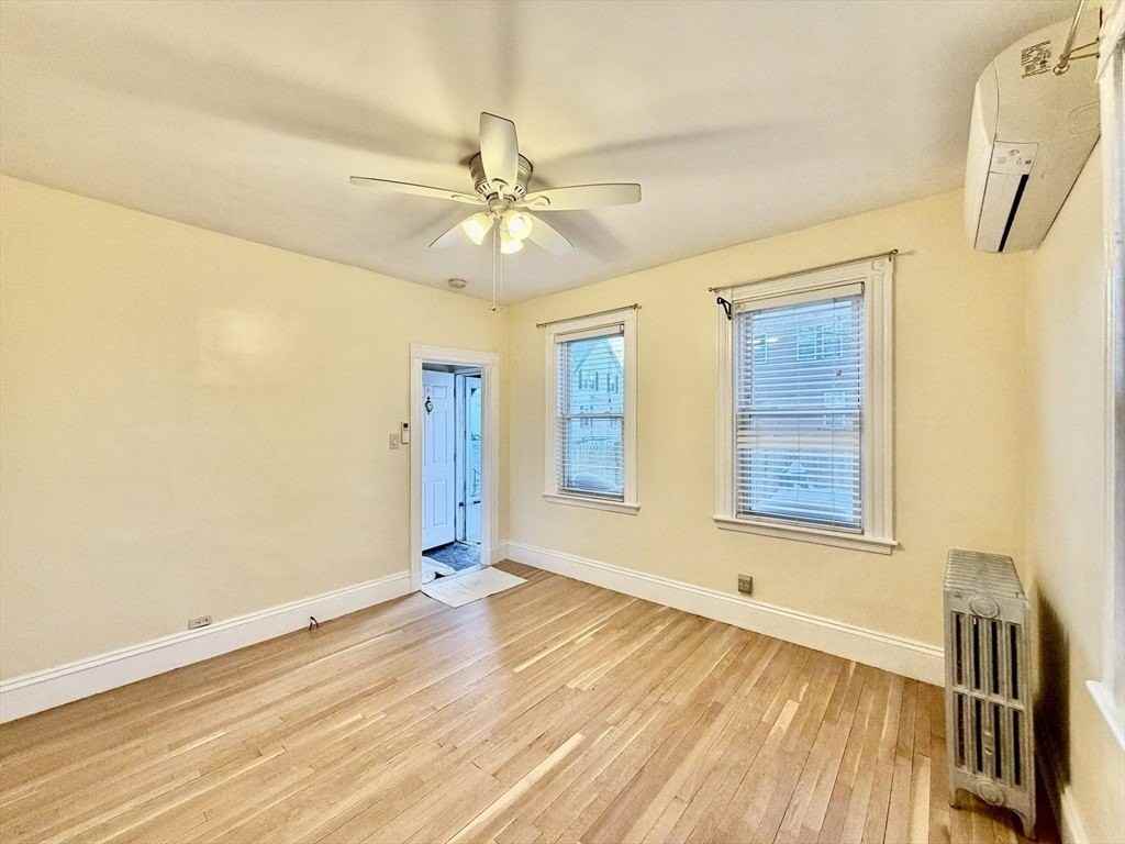 12 Hall Pl Unit 1 #1 - Photo 5 of 38