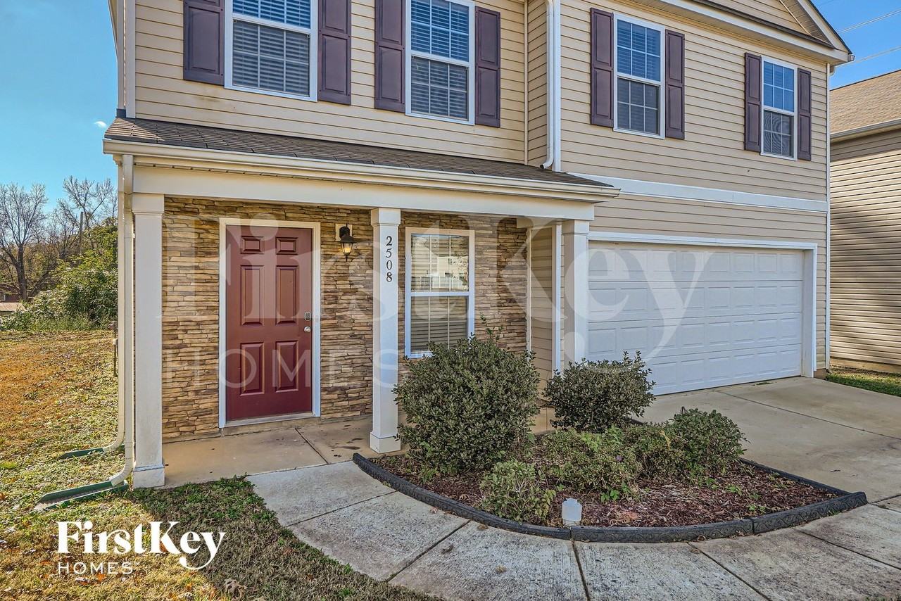 2508 Walnut Forest Dr - Photo 4 of 28