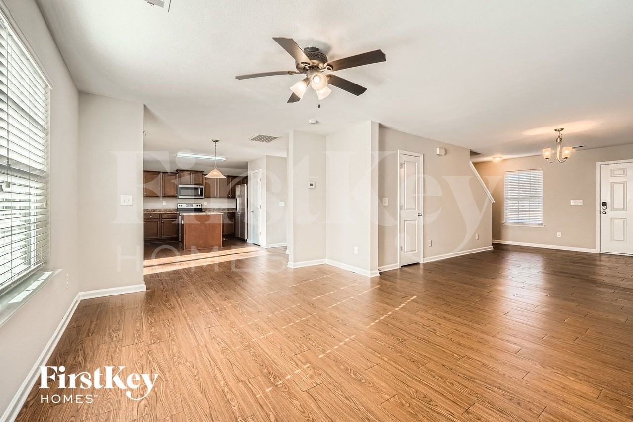 2508 Walnut Forest Dr - Photo 7 of 28