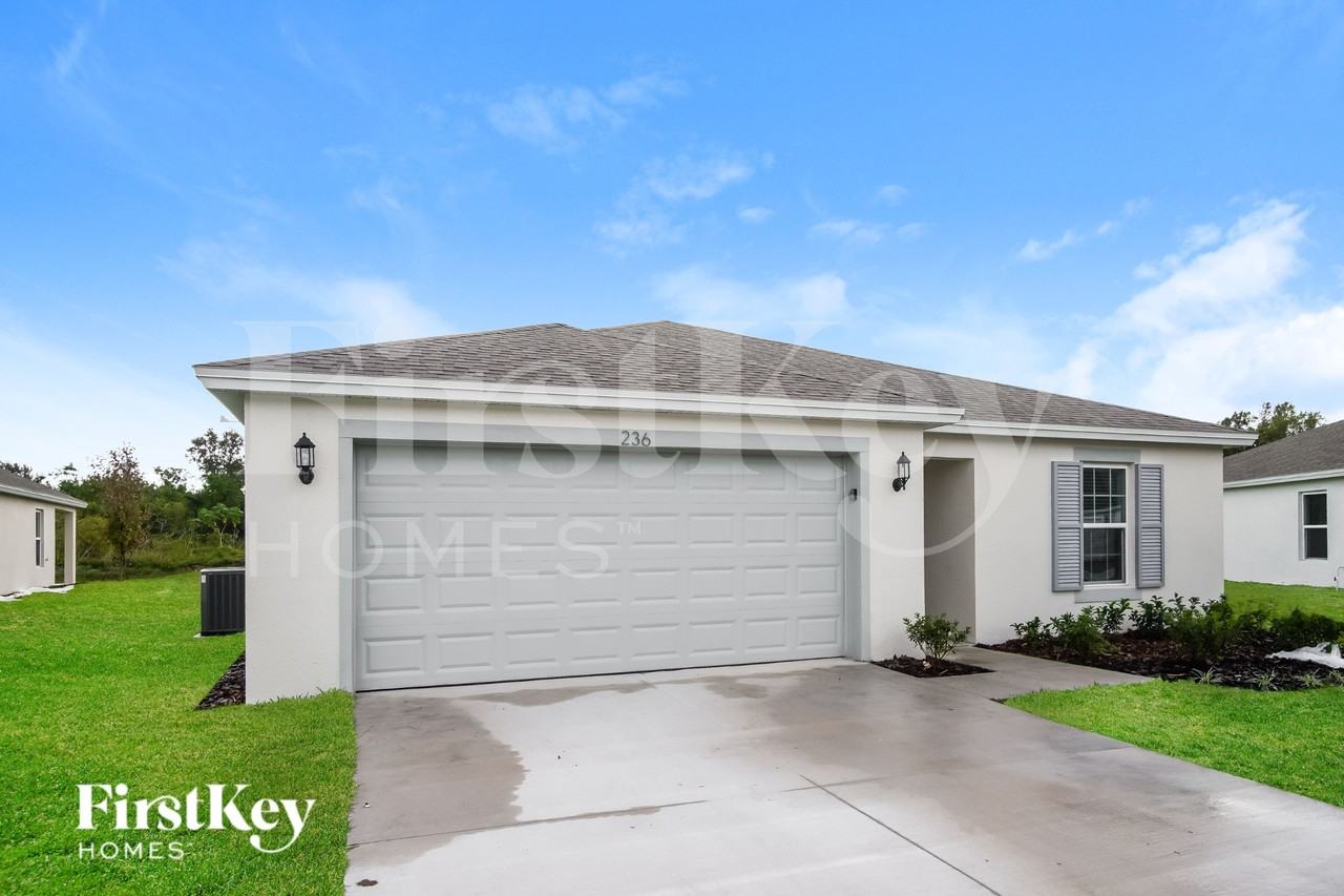 236 Southern Breeze Loop - Photo 2 of 15