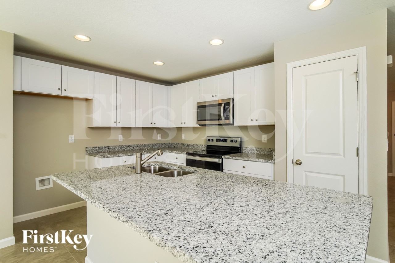 236 Southern Breeze Loop - Photo 5 of 15