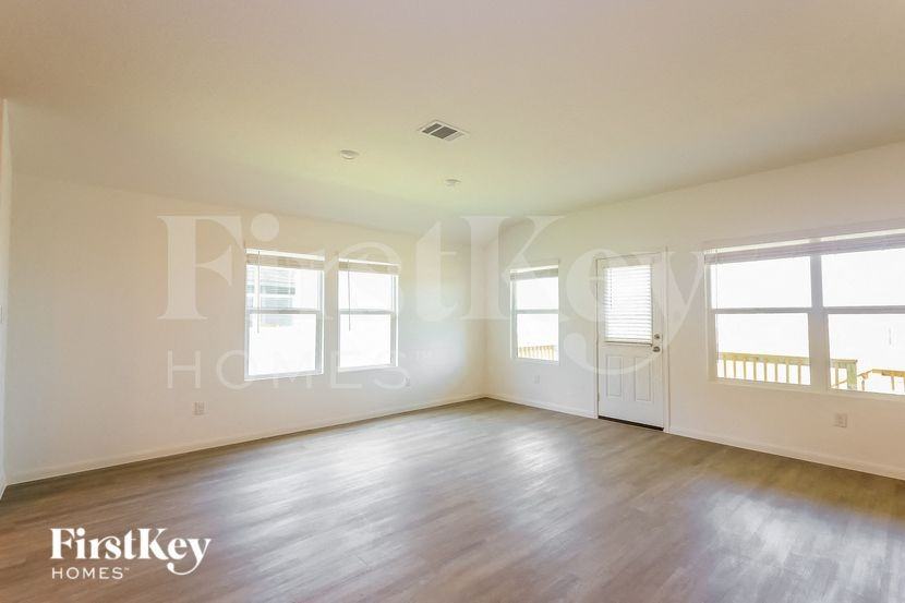 6802 Arid Way - Photo 4 of 15