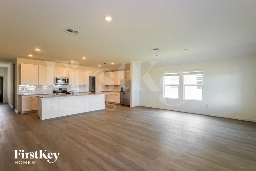 6802 Arid Way - Photo 6 of 15