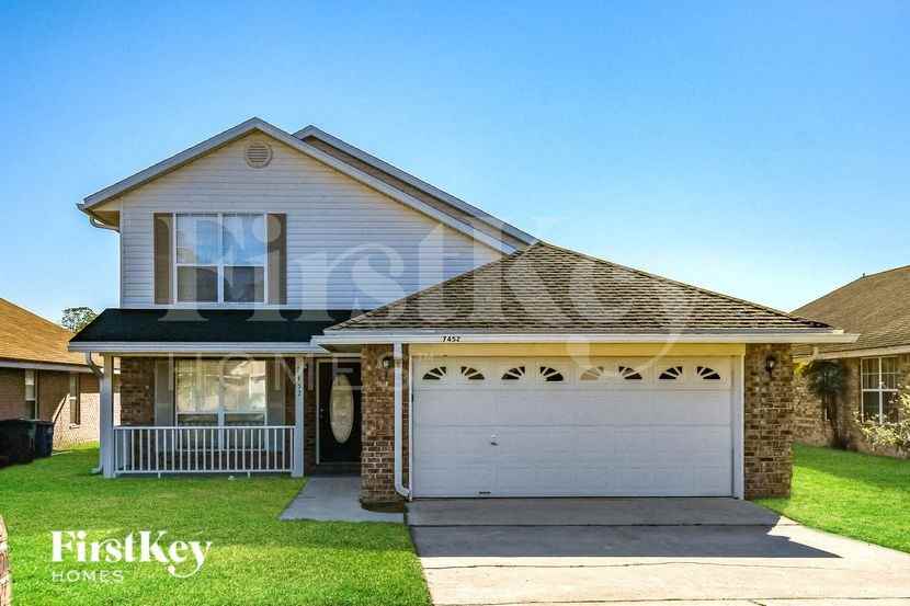 7452 Cliff Cottage Dr - Photo 2 of 16